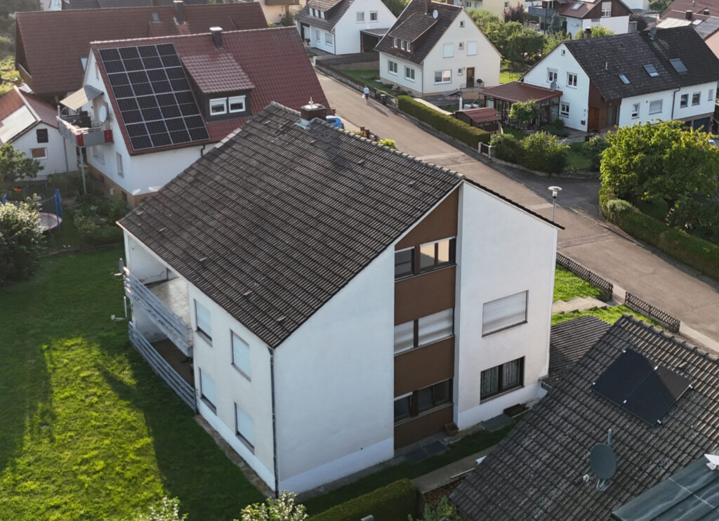 Ostansicht - Zweifamilienhaus Kirchheim am Ries